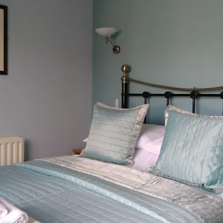 Hotel Swiss Court 4*