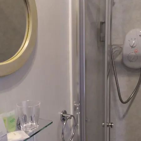 Swiss Court Hotel 4*